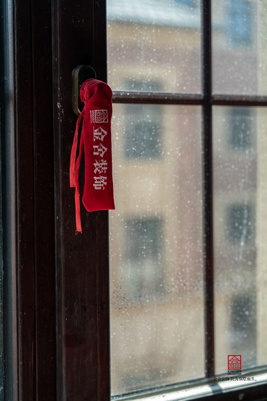 西山林語(yǔ)別墅裝修水電階段施工現(xiàn)場(chǎng)