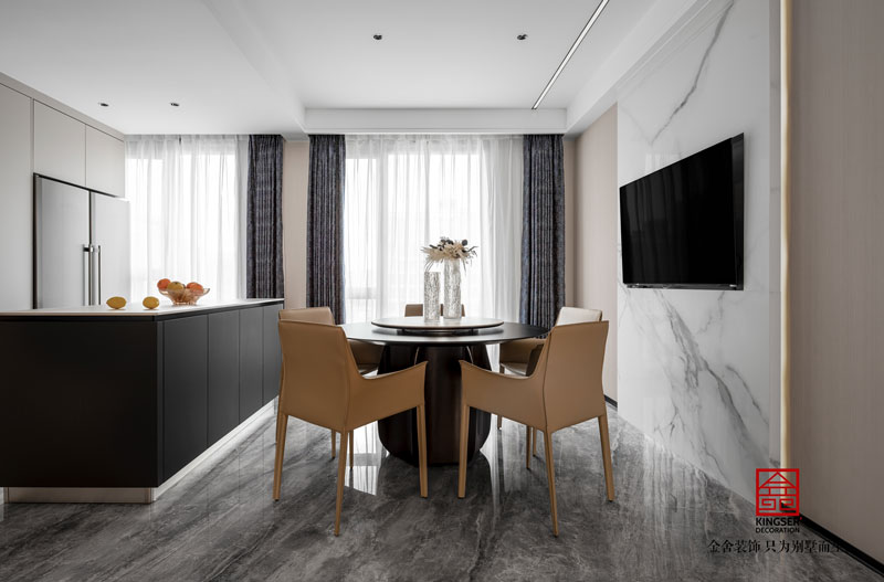 融創(chuàng)中心217㎡現(xiàn)代風格裝修實景圖