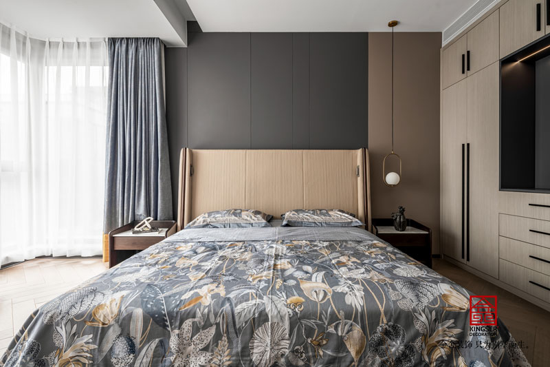 融創(chuàng)中心217㎡現(xiàn)代風格裝修實景圖